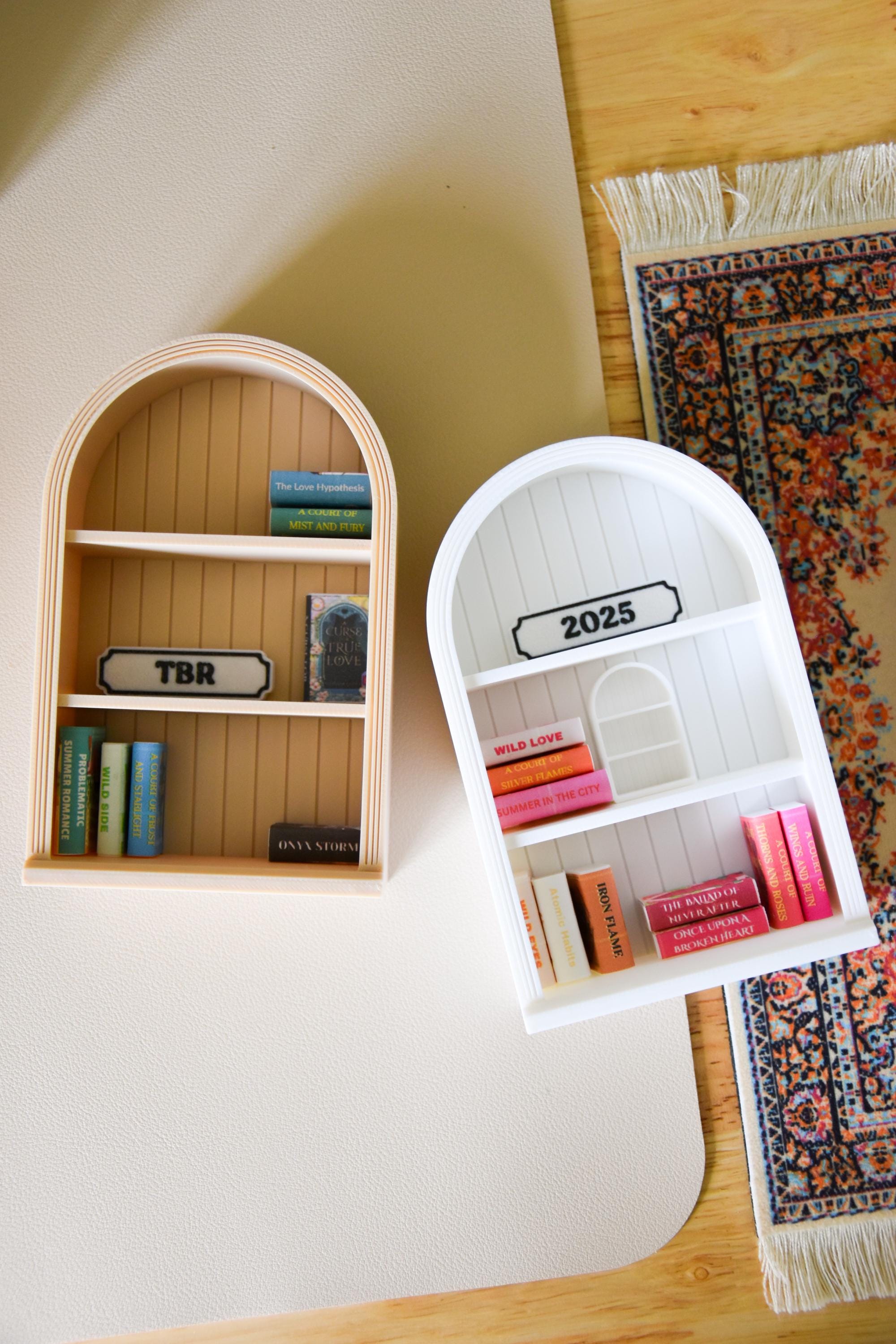 Arched Mini Bookshelf- 1:12 scale