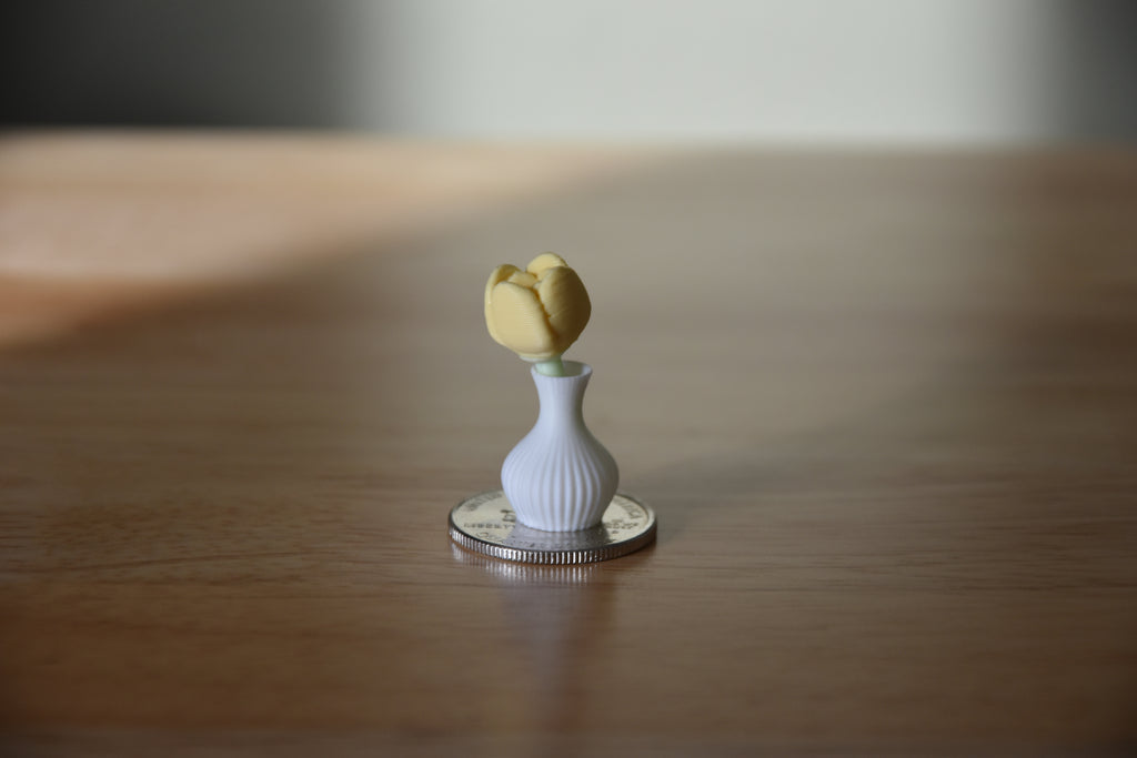 Tulip with Vase- Mini 1:12 scale