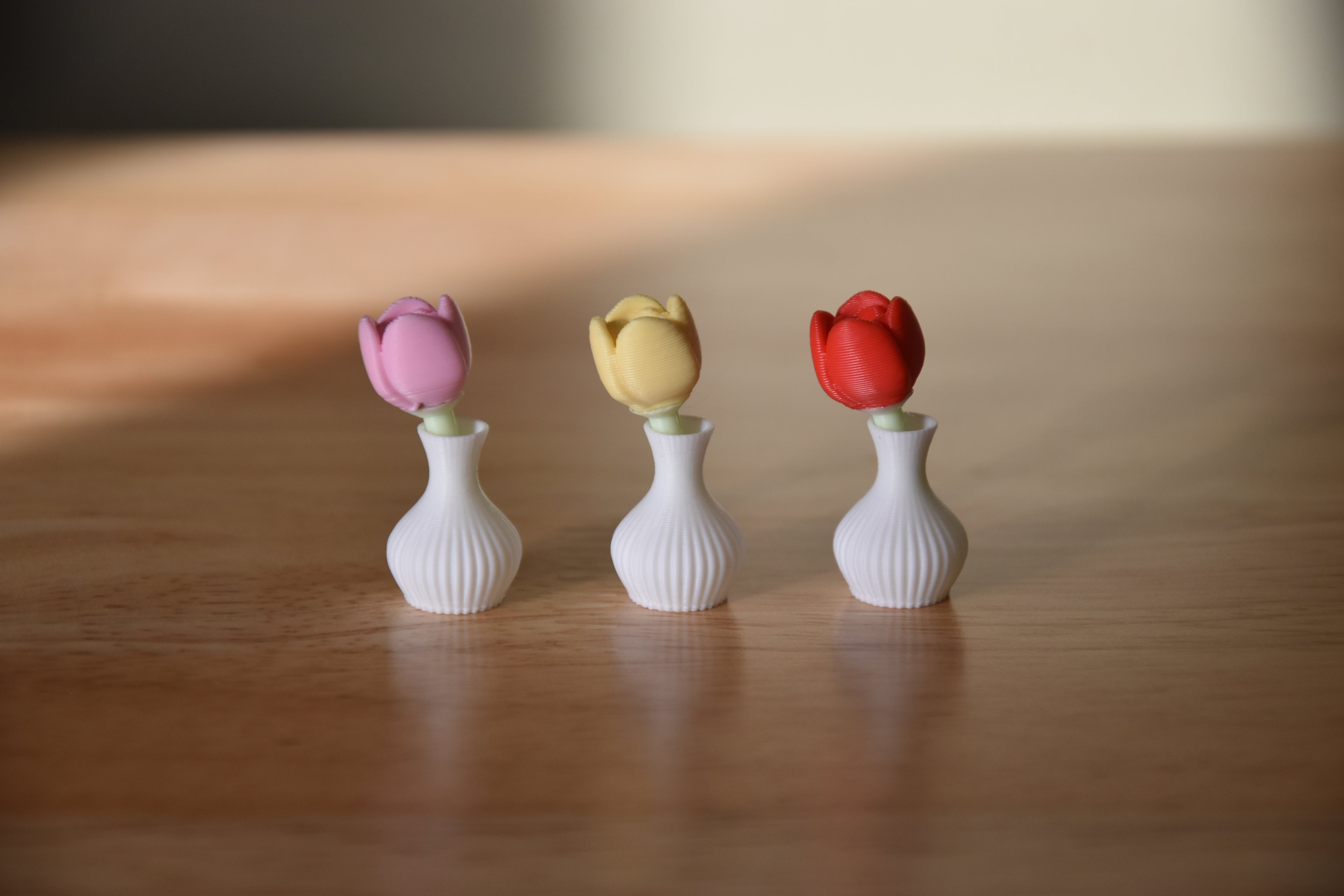 Tulip with Vase- Mini 1:12 scale