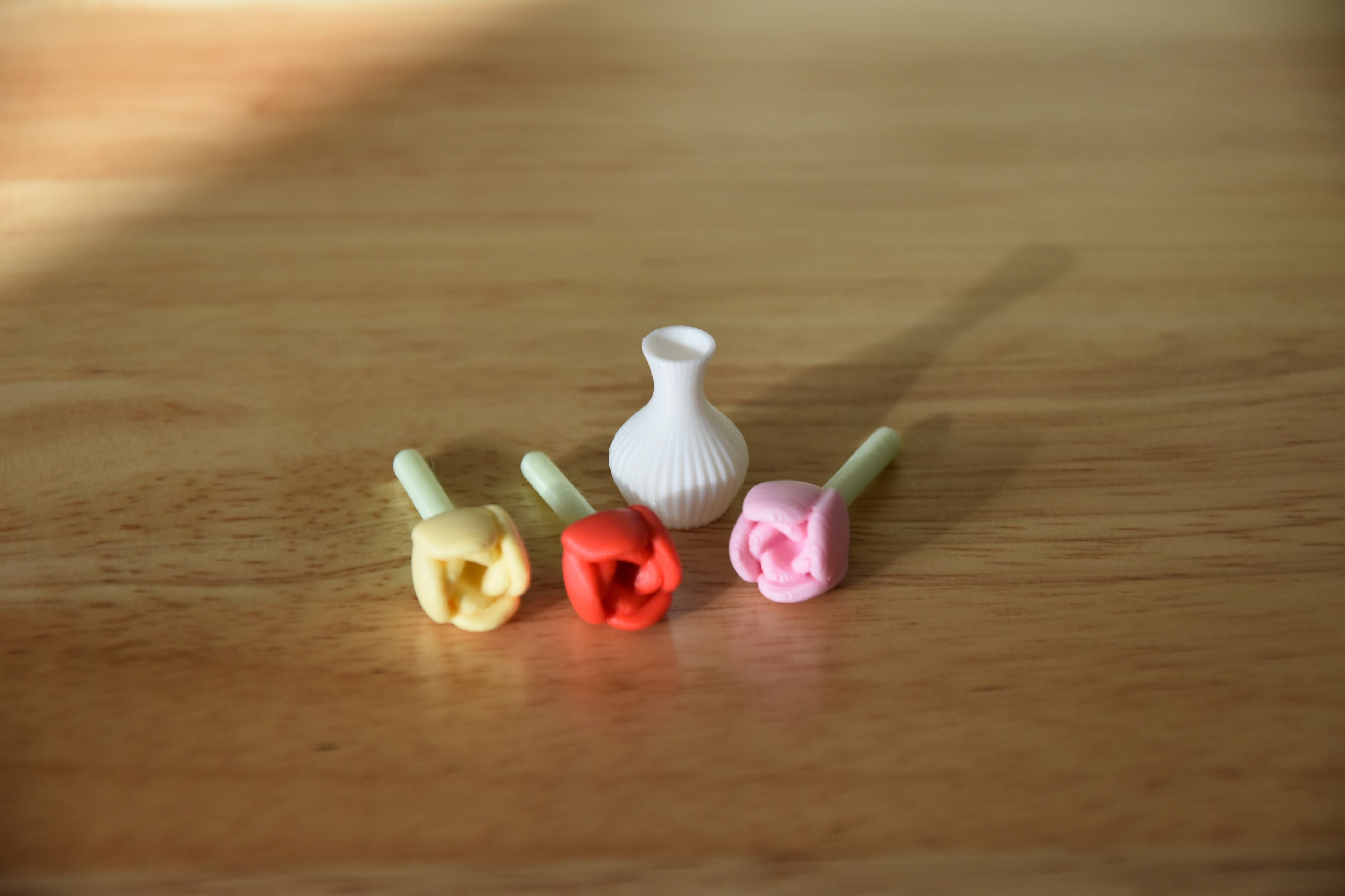 Tulip with Vase- Mini 1:12 scale