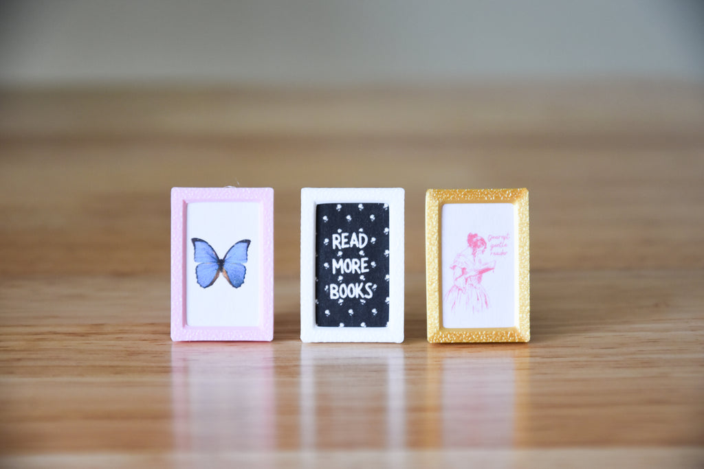 Mini Photo Frame and Template- 1:12 scale